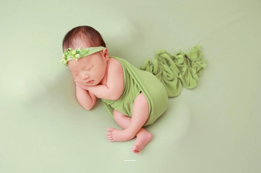 供卵包生男孩公司2个多月宝宝发烧