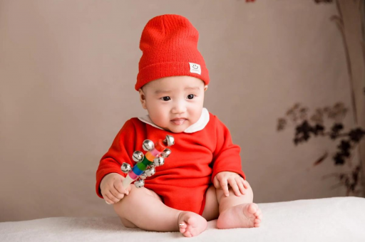 供卵包生男孩公司宝宝多大出牙